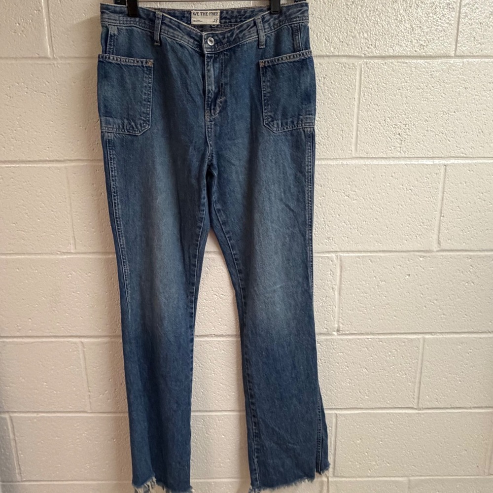 We The Free Womens 28 Straight Leg Raw Hem Patch Pocket Denim Jeans Blue Cotton